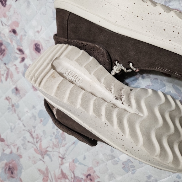 Hey dudes womens - Picture 2 of 3